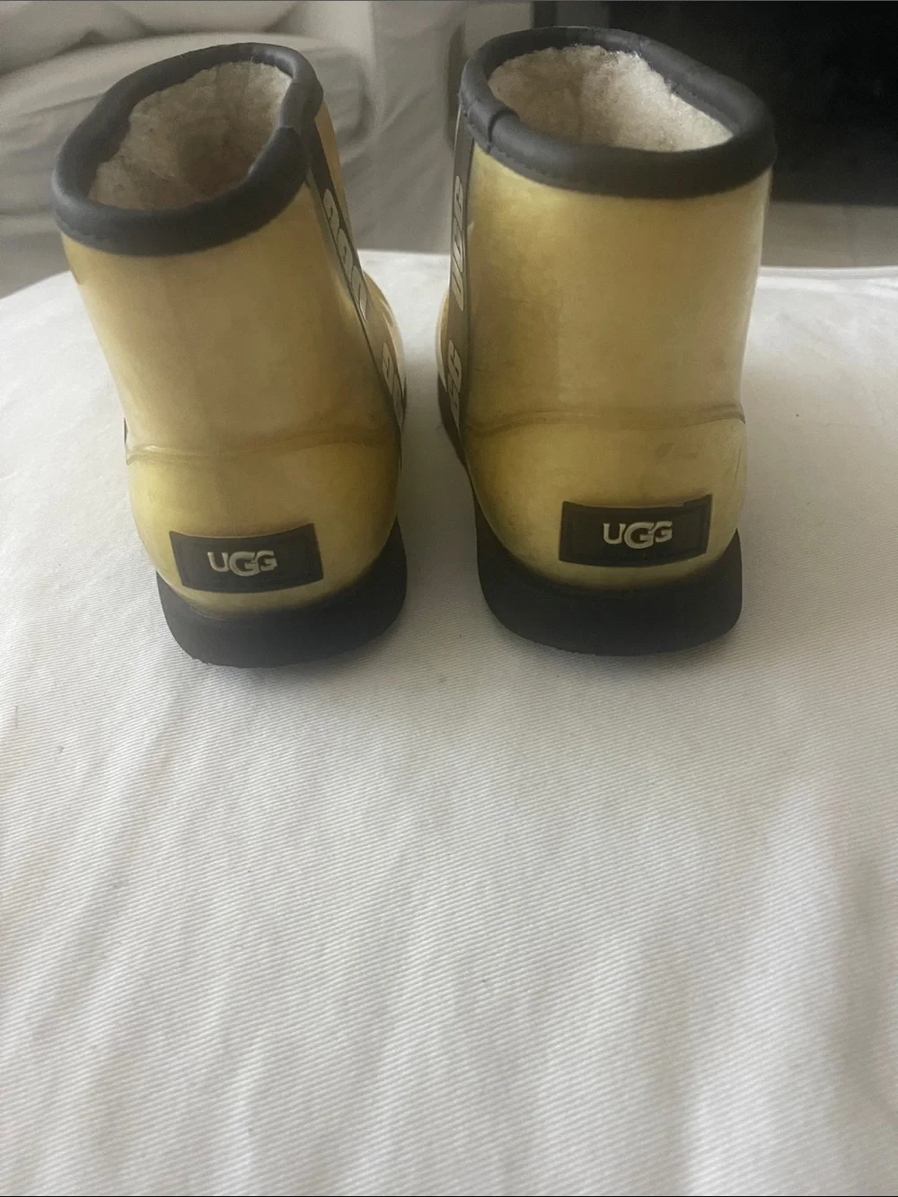 UGG Kids' Size 2? Yellow Shearling-Lined Ankle Boots
